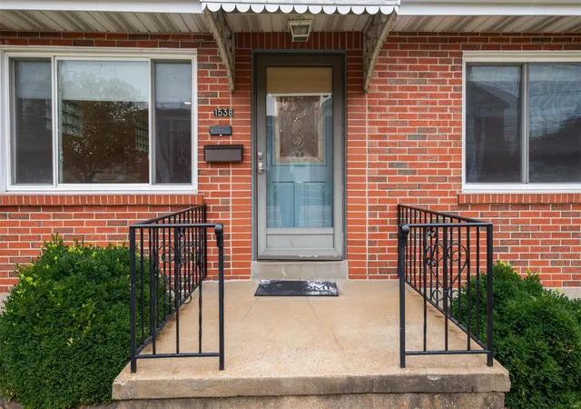Photo 3 of Single Family Residence at 1538 Telegraph Rd, Saint Louis, MO 63125 | MLS# MIS24071253 | | Sold on 2024-12-27
