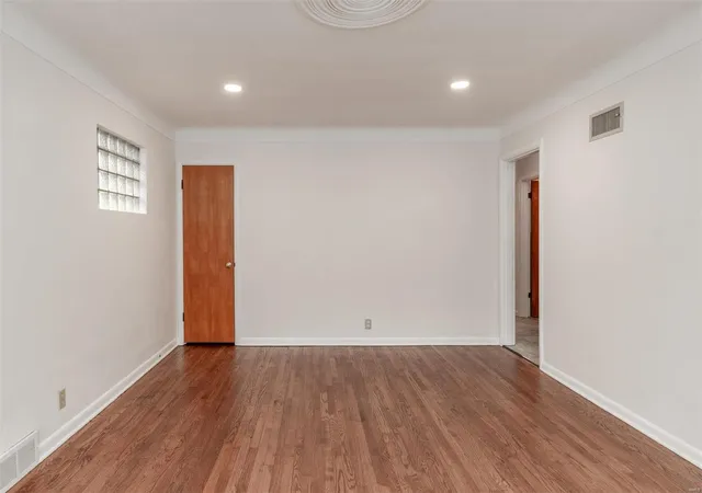 Photo 4 of Single Family Residence at 1538 Telegraph Rd, Saint Louis, MO 63125 | MLS# MIS24071253 | | Sold on 2024-12-27