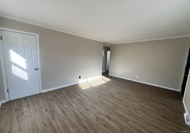 Photo 4 of Single Family Residence at 1223 Congress Ave, Saint Louis, MO 63138 | MLS# MIS24071353 | | Sold on 2025-01-29