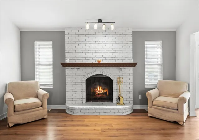 Photo 4 of Single Family Residence at 8 Heather Dr, Saint Peters, MO 63376 | MLS# MIS24071494 | | Sold on 2025-01-06