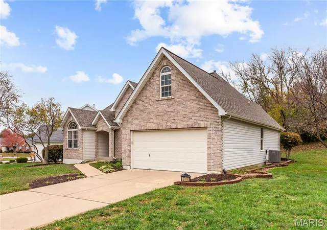 Photo 1 of Single Family Residence at 3918 White Rose Ln, Saint Charles, MO 63304 | MLS# MIS24071593 | | Sold on 2025-06-30