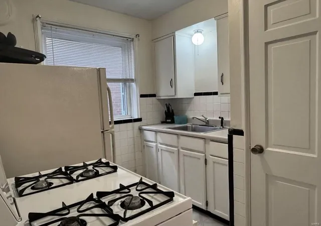 Photo 4 of Multi Family at 3464 Watson, Saint Louis, MO 63139 | MLS# MIS24071700 |  | Sold on 2025-01-16