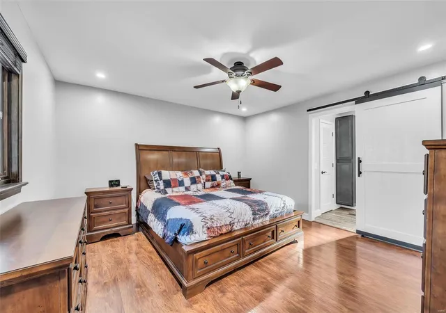 Photo 3 of Single Family Residence at 17 Asherton Dr, Saint Peters, MO 63376 | MLS# MIS24071886 | | Sold on 2025-01-21