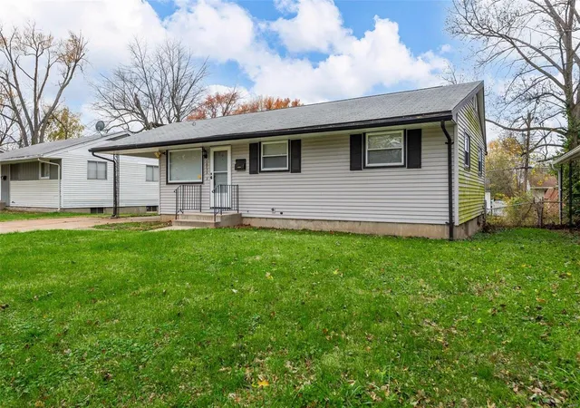 Photo 2 of Single Family Residence at 10733 Spring Garden Dr, Saint Louis, MO 63137 | MLS# MIS24072094 | | Sold on 2024-12-30