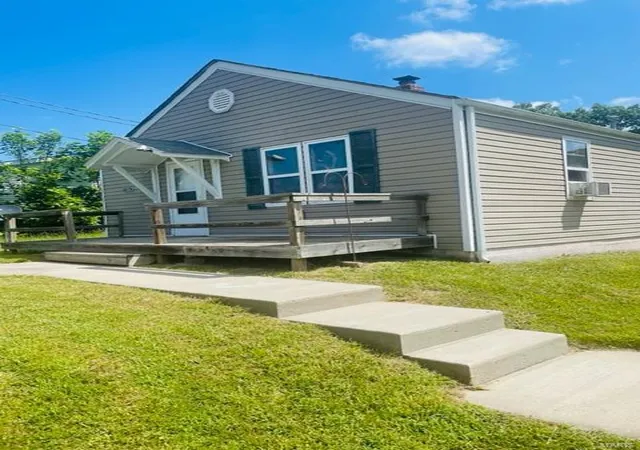 Photo 2 of Single Family Residence at 3568 4Th St, Owensville, MO 65066 | MLS# MIS24072096 |  | Sold on 2025-08-05