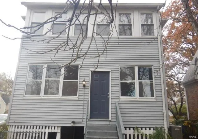 Photo 1 of Single Family Residence at 404 Harrison Ave, Saint Louis, MO 63135 | MLS# MIS24072123 |  | Sold on 2025-01-07