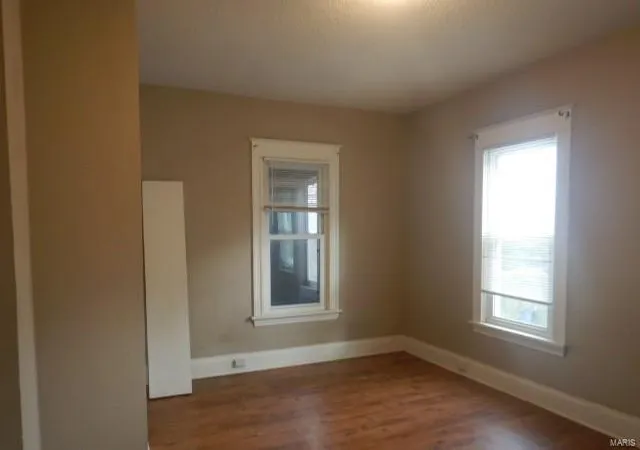 Photo 4 of Single Family Residence at 404 Harrison Ave, Saint Louis, MO 63135 | MLS# MIS24072123 |  | Sold on 2025-01-07