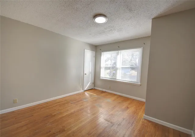 Photo 3 of Single Family Residence at 2953 Walton Rd, Saint Louis, MO 63114 | MLS# MIS24072201 | | Sold on 2025-01-30