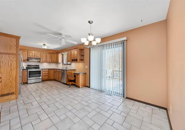 Photo 3 of Single Family Residence at 1314 Nutmeg Dr, Saint Charles, MO 63303 | MLS# MIS24072335 | | Sold on 2025-01-10