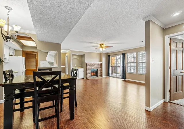 Photo 4 of Condominium at 224 Shirley Ridge Dr, Saint Charles, MO 63304 | MLS# MIS24072370 | | Sold on 2025-03-19