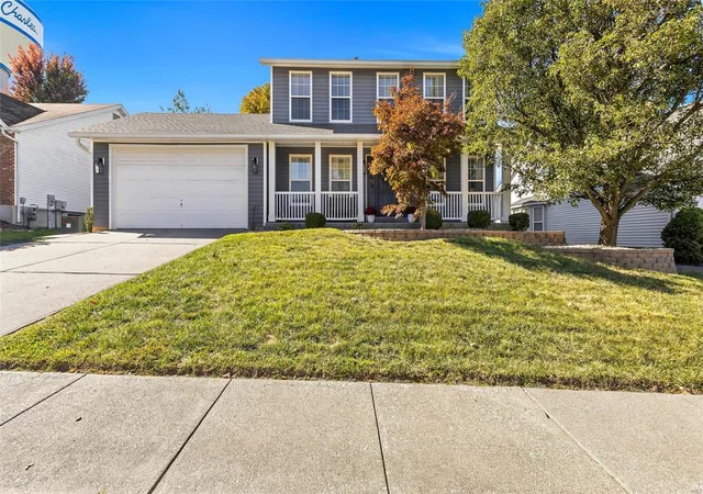 Single Family Residence at 135 Whetstone Dr, Saint Charles, MO 63303 | MLS# MIS24072558 | | Sold on 2025-02-04