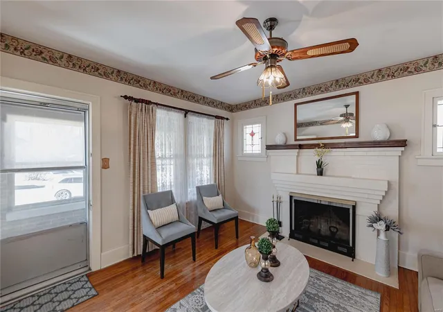 Photo 4 of Single Family Residence at 7508 Suffolk Ave, Saint Louis, MO 63119 | MLS# MIS24072598 | | Sold on 2024-12-27
