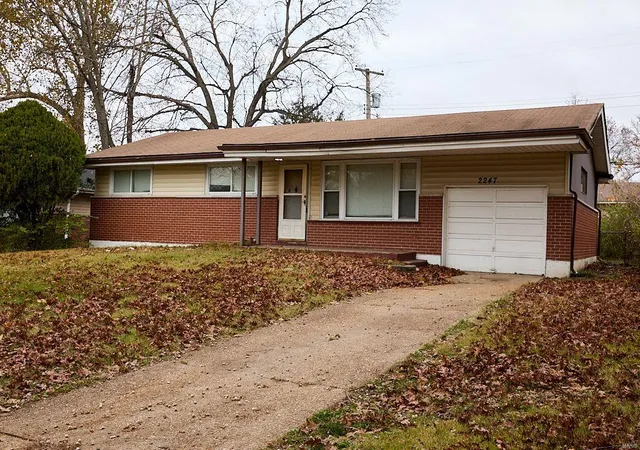 Photo 1 of Single Family Residence at 2247 Lovett Dr, Saint Louis, MO 63136 | MLS# MIS24072763 | | Sold on 2024-12-23