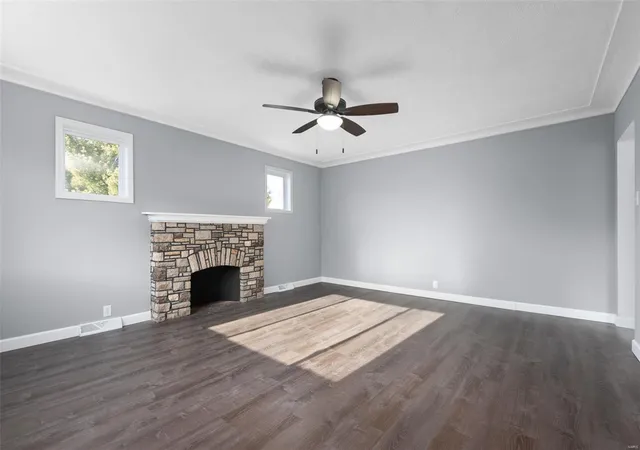 Photo 4 of Single Family Residence at 715 Lagro Ave, Saint Louis, MO 63125 | MLS# MIS24072964 | | Sold on 2025-03-21