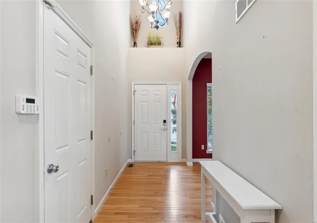 Photo 1 of Single Family Residence at 4414 Saddleridge Estates Dr, Saint Louis, MO 63129 | MLS# MIS24072975 | | Sold on 2024-12-27