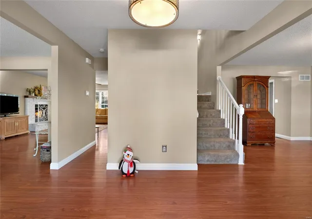 Photo 2 of Single Family Residence at 5469 Precious Stone Ct, Saint Charles, MO 63304 | MLS# MIS24073168 |  | Sold on 2025-01-16
