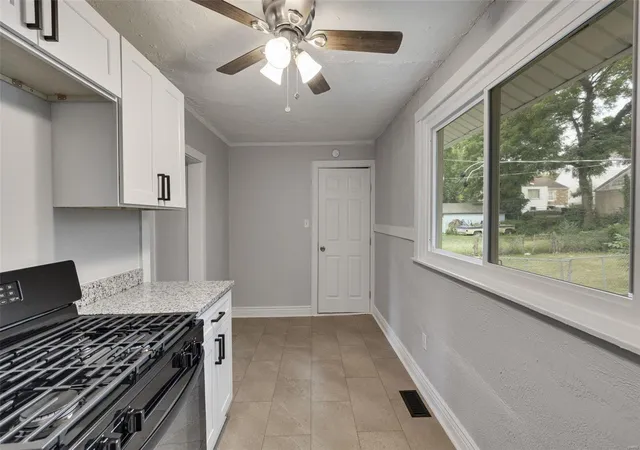 Photo 3 of Single Family Residence at 7228 Page Ave, Saint Louis, MO 63133 | MLS# MIS24073245 | | Sold on 2025-02-06
