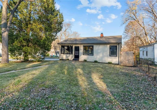 Photo 1 of Single Family Residence at 9732 Balboa Dr, Saint Louis, MO 63136 | MLS# MIS24073357 | | Sold on 2025-03-31