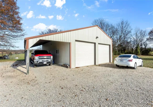 Photo 3 of Single Family Residence at 1034 Madison 9241, Fredericktown, MO 63645 | MLS# MIS24073464 |  | Sold on 2025-05-01