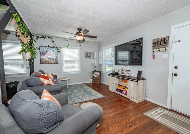 Photo 3 of Single Family Residence at 3506 Saint Joachim Ln, Saint Ann, MO 63074 | MLS# MIS24073465 |  | Sold on 2025-03-31