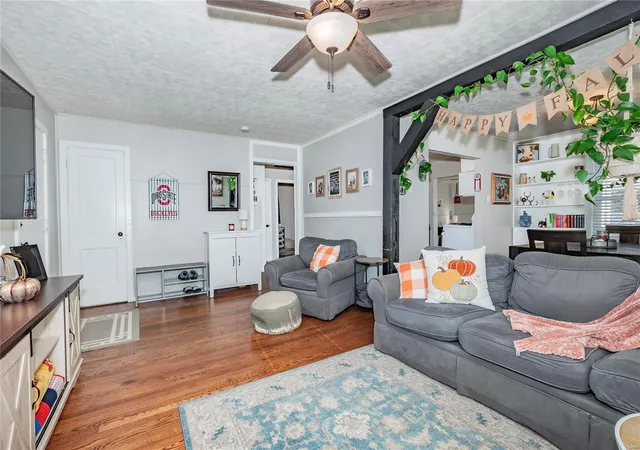 Photo 5 of Single Family Residence at 3506 Saint Joachim Ln, Saint Ann, MO 63074 | MLS# MIS24073465 |  | Sold on 2025-03-31