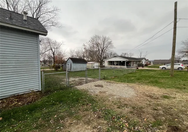 Photo 4 of Single Family Residence at 112 N Wood, Fredericktown, MO 63645 | MLS# MIS24073522 |  | Sold on 2025-01-21