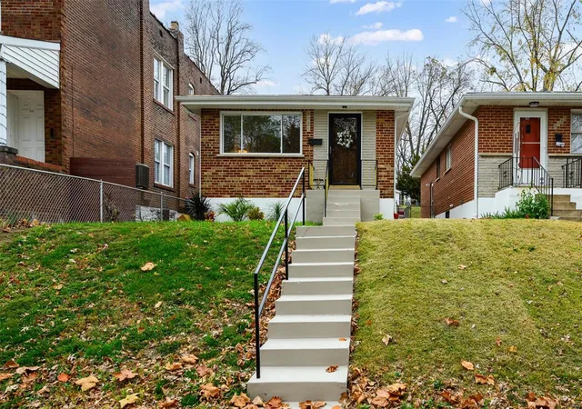Photo 3 of Single Family Residence at 6025 Minnesota Ave, Saint Louis, MO 63111 | MLS# MIS24073548 | | Sold on 2025-02-04