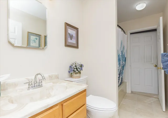 Photo 3 of Single Family Residence at 192 Driftwood Ln, Saint Peters, MO 63376 | MLS# MIS24073628 | | Sold on 2025-01-08