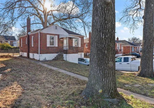 Photo 3 of Single Family Residence at 9204 Wabaday Ave, Saint Louis, MO 63114 | MLS# MIS24073874 |  | Sold on 2025-02-14