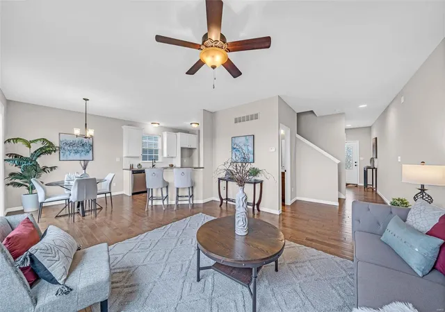 Photo 2 of Single Family Residence at 111 Katiemist Dr, Saint Peters, MO 63376 | MLS# MIS24073979 | | Sold on 2024-12-31