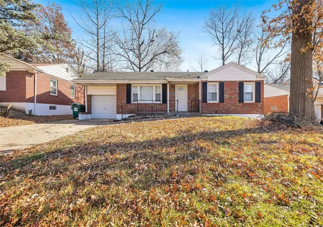 Single Family Residence at 9212 Longridge Dr, Saint Louis, MO 63137 | MLS# MIS24073993 | | Sold on 2024-12-30