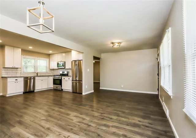 Photo 3 of Single Family Residence at 10566 Kamping Ln, Saint Louis, MO 63123 | MLS# MIS24073995 |  | Sold on 2024-12-31