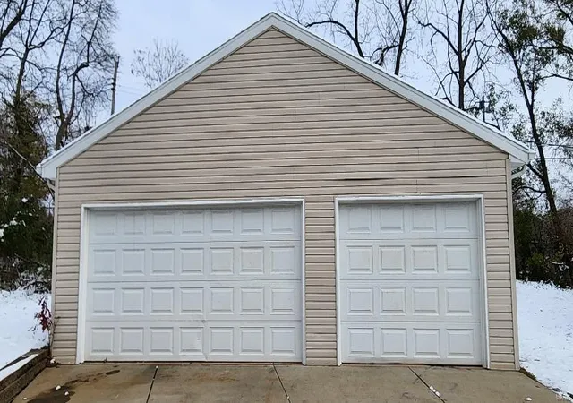 Photo 1 of Single Family Residence at 6626 Pepperidge Dr, Saint Louis, MO 63134 | MLS# MIS24074036 |  | Sold on 2025-01-24
