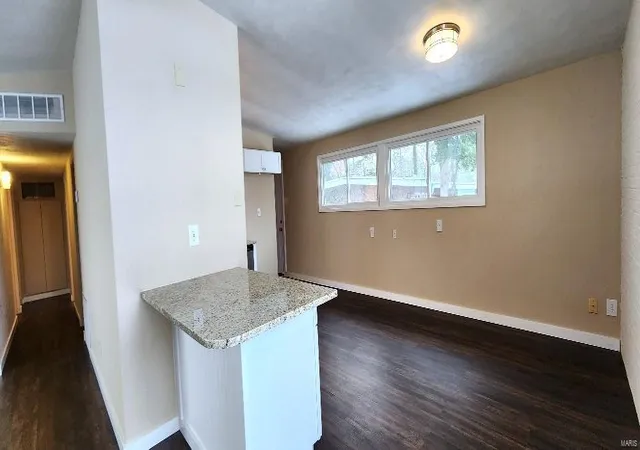 Photo 4 of Single Family Residence at 6626 Pepperidge Dr, Saint Louis, MO 63134 | MLS# MIS24074036 |  | Sold on 2025-01-24