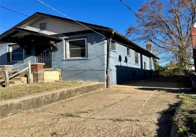 Photo 2 of Single Family Residence at 6219 Dardanella Ave, Saint Louis, MO 63121 | MLS# MIS24074096 | | Sold on 2025-05-28