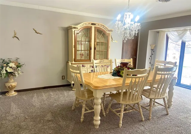 Photo 5 of Single Family Residence at 16369 Business Hwy 61, New London, MO 63459 | MLS# MIS24074198 | | Sold on 2025-03-28