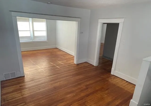 Photo 4 of Single Family Residence at 3327 Dix Ave, Saint Louis, MO 63114 | MLS# MIS24074310 | | Sold on 2025-04-10