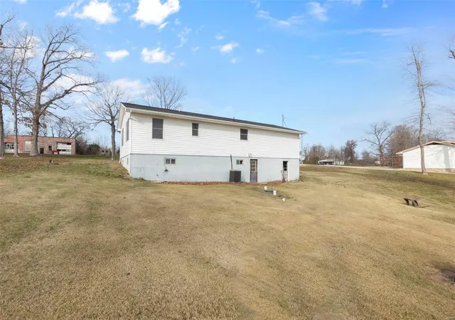 Photo 4 of Single Family Residence at 44052 State Hwy 51, Patton, MO 63662 | MLS# MIS24074403 | | Sold on 2025-02-07