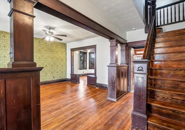 Photo 4 of Single Family Residence at 3205 Walter Ave, Saint Louis, MO 63143 | MLS# MIS24074438 | | Sold on 2025-04-29