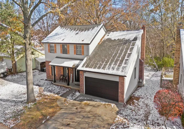Single Family Residence at 5748 Mango Dr, Saint Louis, MO 63129 | MLS# MIS24074572 | | Sold on 2025-02-20