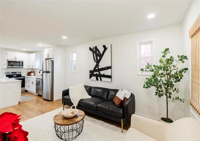 Photo 3 of Single Family Residence at 645 Beatrice Ave, Saint Louis, MO 63125 | MLS# MIS24074598 |  | Sold on 2025-01-10