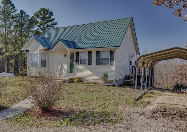 Photo 4 of Single Family Residence at 2016 Madison 229, Fredericktown, MO 63645 | MLS# MIS24074660 |  | Sold on 2025-01-29
