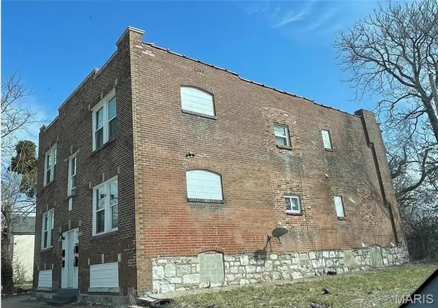 Photo 2 of Multi Family at 4110 Red Bud Ave, Saint Louis, MO 63115 | MLS# MIS24074725 |  | Sold on 2025-12-22