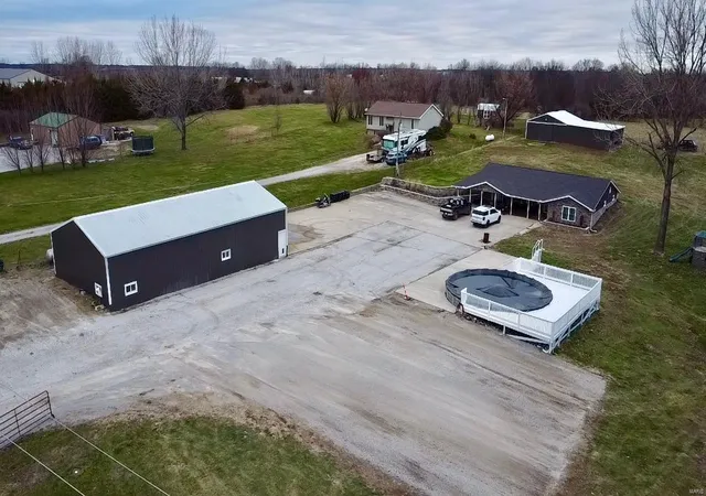 Photo 1 of Single Family Residence at 56200 Ocean Wave Ln, Hannibal, MO 63401 | MLS# MIS24074878 | | Sold on 2025-05-08