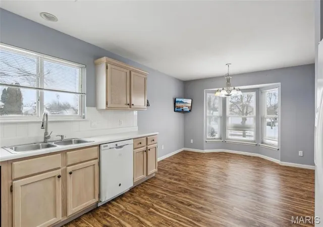 Photo 2 of Villa at 167 Southern Oaks Dr, Saint Charles, MO 63303 | MLS# MIS24074982 |  | Sold on 2025-07-01