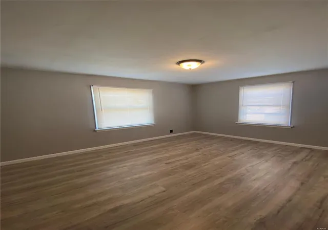 Photo 3 of Single Family Residence at 6320 Everett Dr, Saint Louis, MO 63134 | MLS# MIS24074990 | | Sold on 2025-01-10