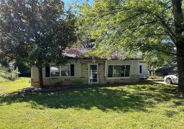 Single Family Residence at 1144 Northdale Ave, Saint Louis, MO 63138 | MLS# MIS24075290 | | Sold on 2025-01-31