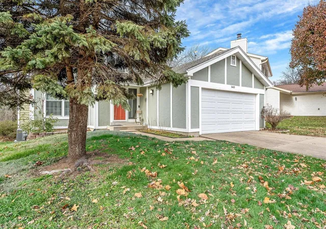 Photo 1 of Single Family Residence at 1603 Meadowside Dr, Saint Louis, MO 63146 | MLS# MIS24075386 | | Sold on 2025-01-28