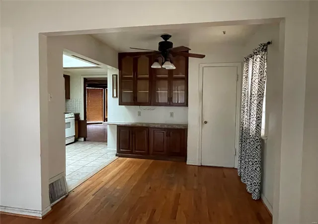 Photo 3 of Single Family Residence at 2837 Wismer Ave, Saint Louis, MO 63114 | MLS# MIS24075411 | | Sold on 2025-01-17