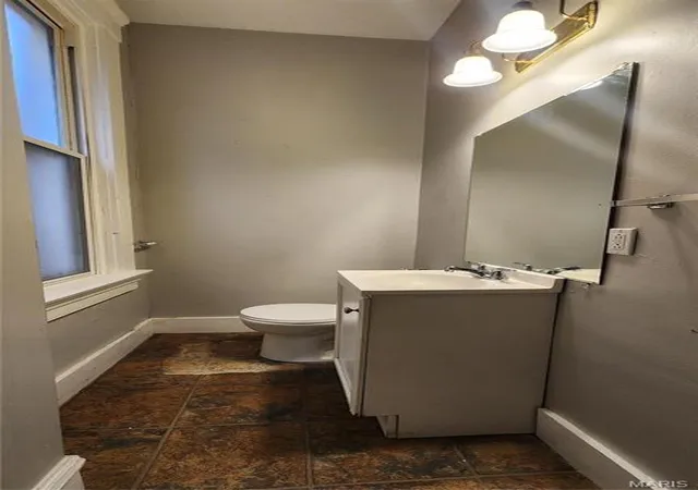 Photo 4 of Multi Family at 1412 Benton St, Saint Louis, MO 63106 | MLS# MIS24075450 |  | Sold on 2026-02-02
